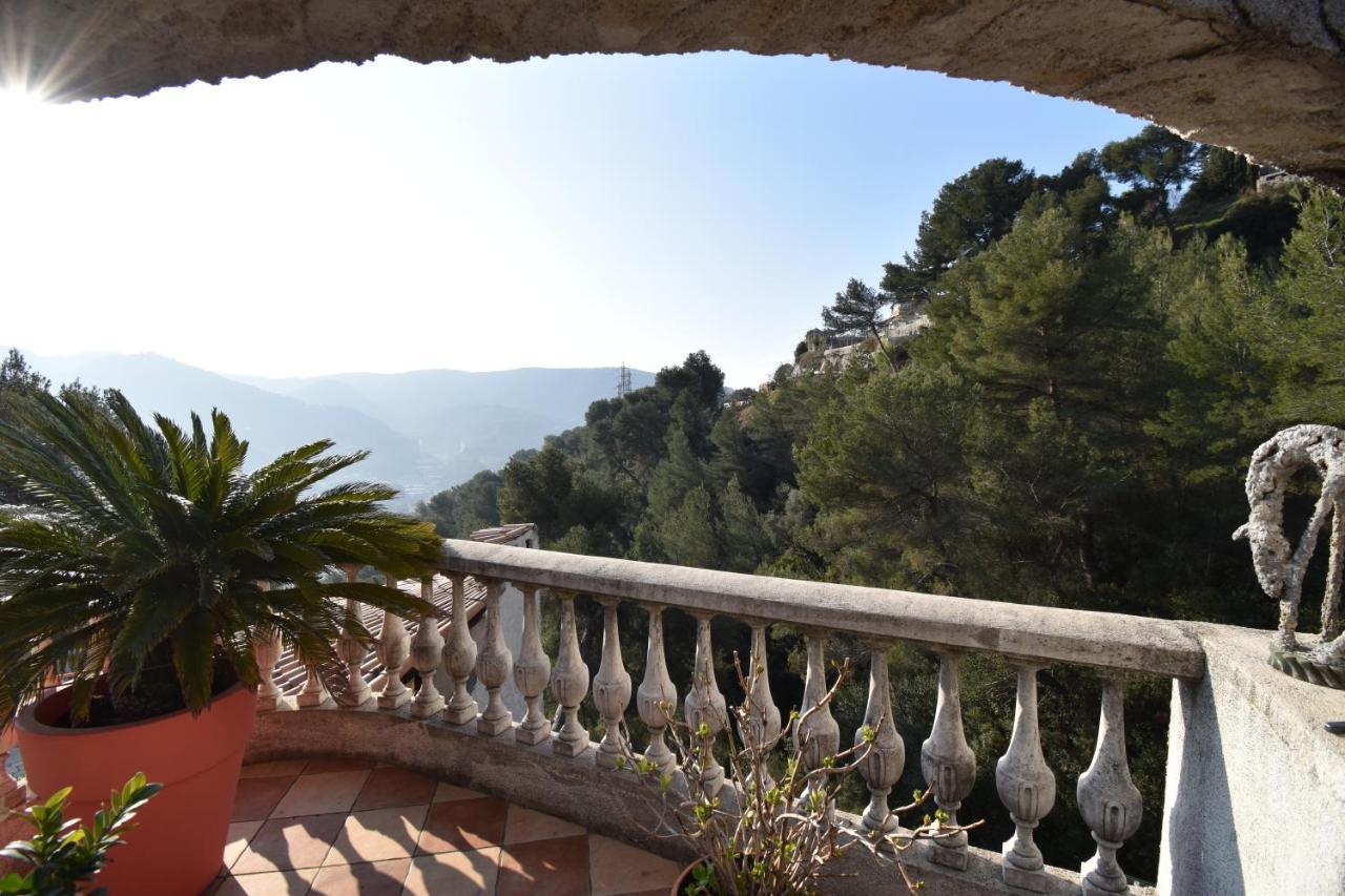 La Trinité Studio Climatise Et Sa Terrasse Privee En Villa מראה חיצוני תמונה